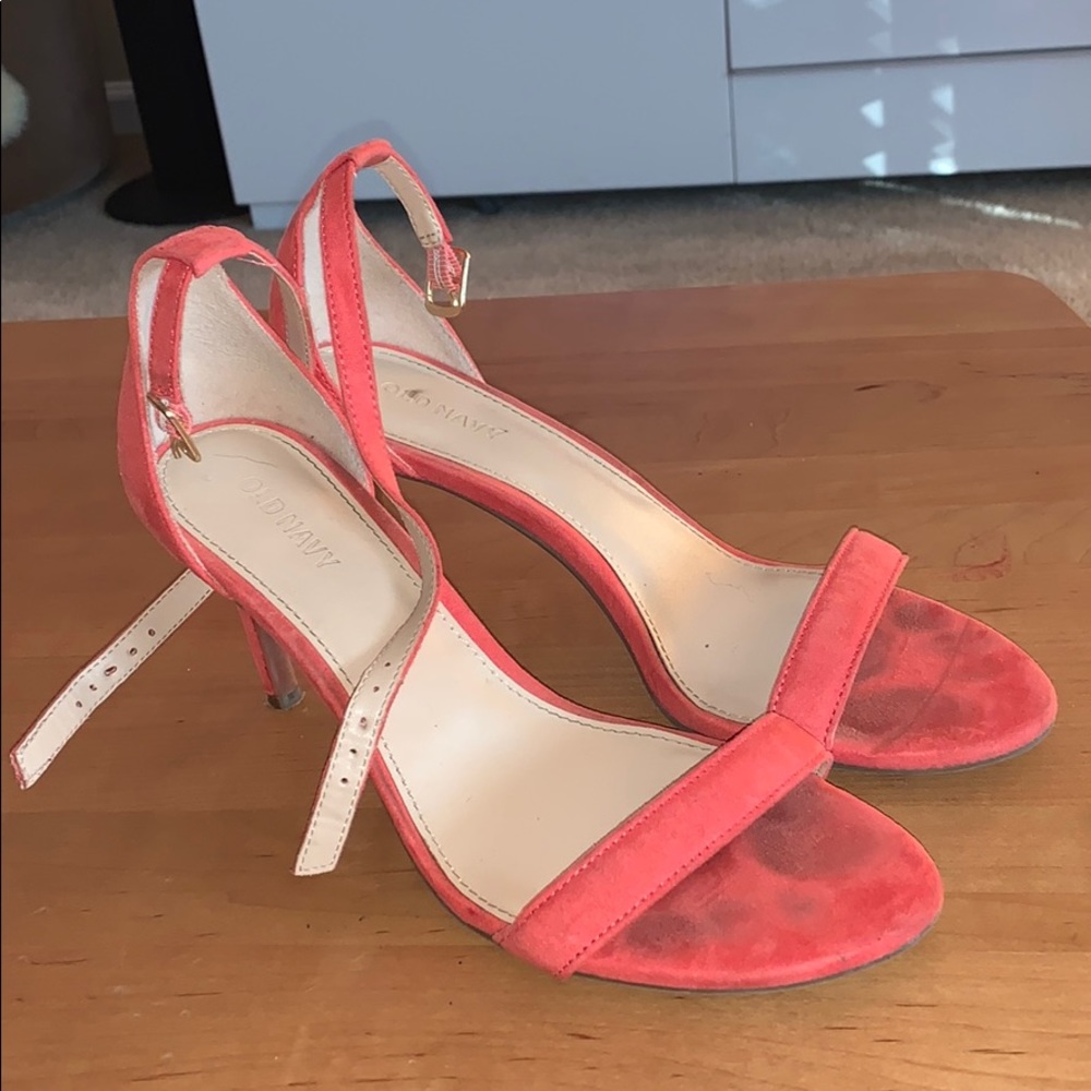 Cute pink Old Navy heels